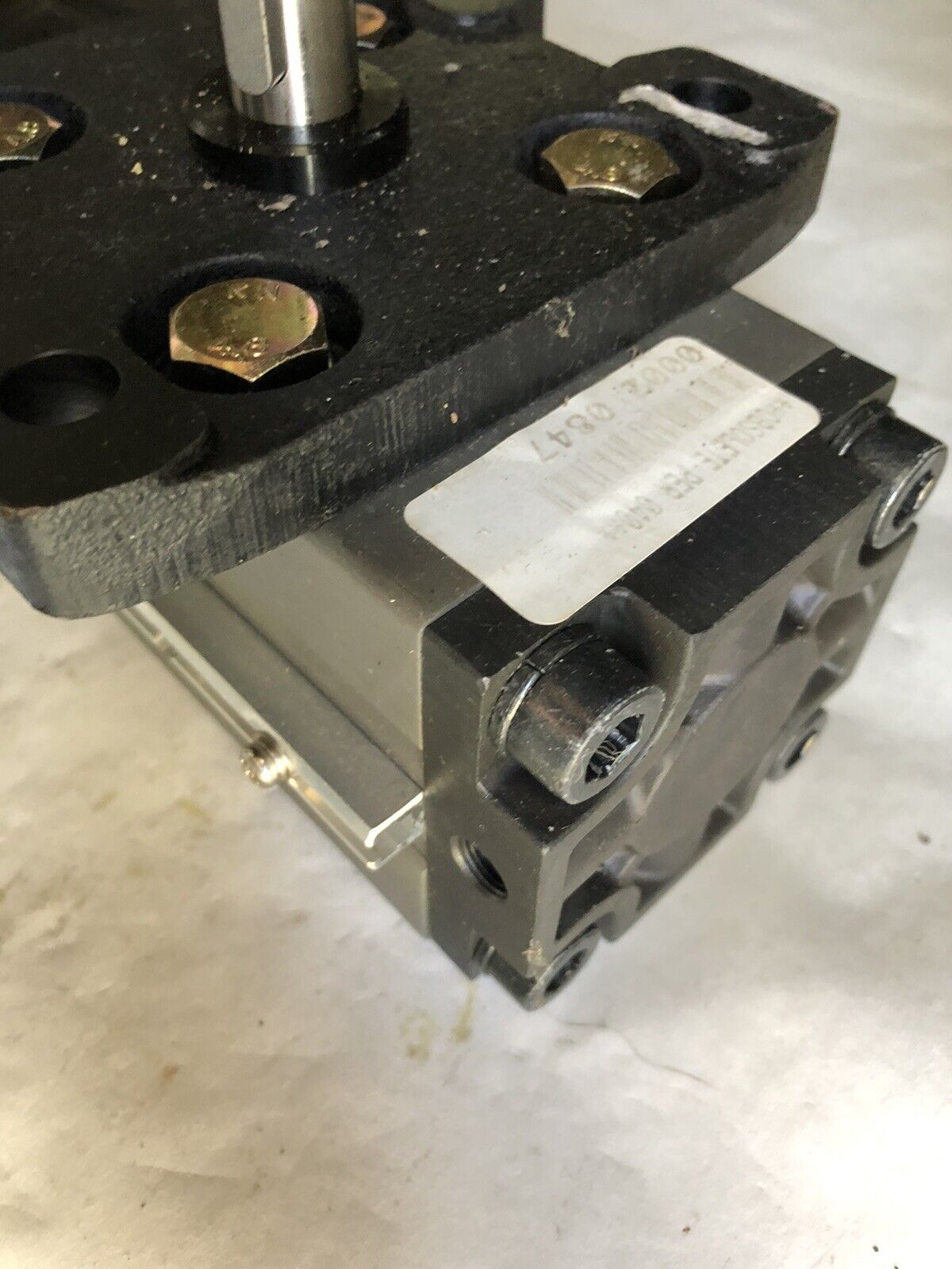 New Smc Cdra1fs63-90C Pneumatic Rotary Actuator, 90* Rotation,Tk