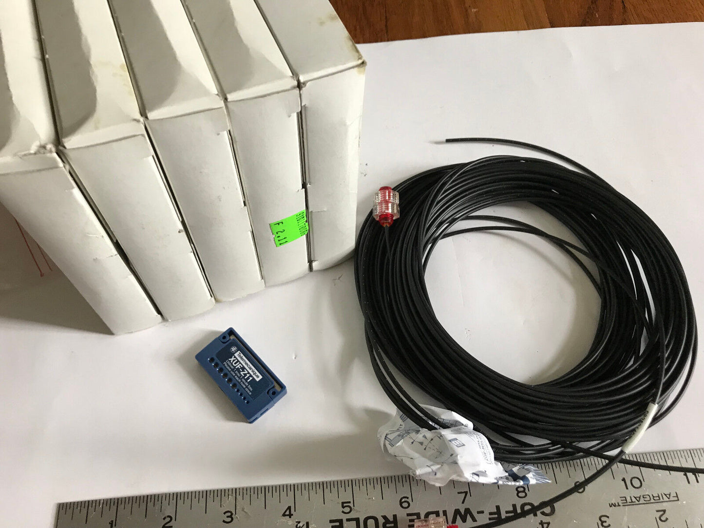 New Telemecanique Xuf-Z11 0825214Fb Fiber Cable N2l01l10ab,Th,Em