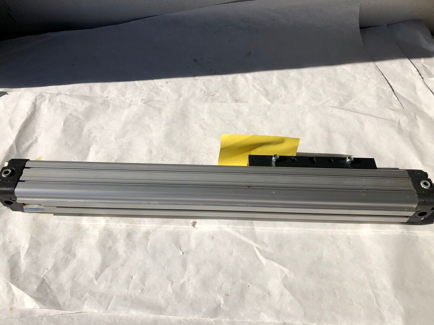 New Koganei Orca40x300 Pneumatic Linear Actuator,Orca40x300-L-C1,300Mm Travel,En
