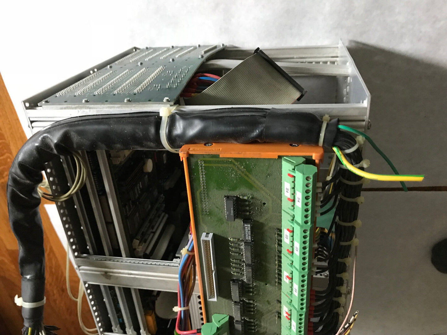 Cont Tec Cdis-A Plc System,Chassis & Vero Pk60 Power Supply Monovolt,S964701,Ag