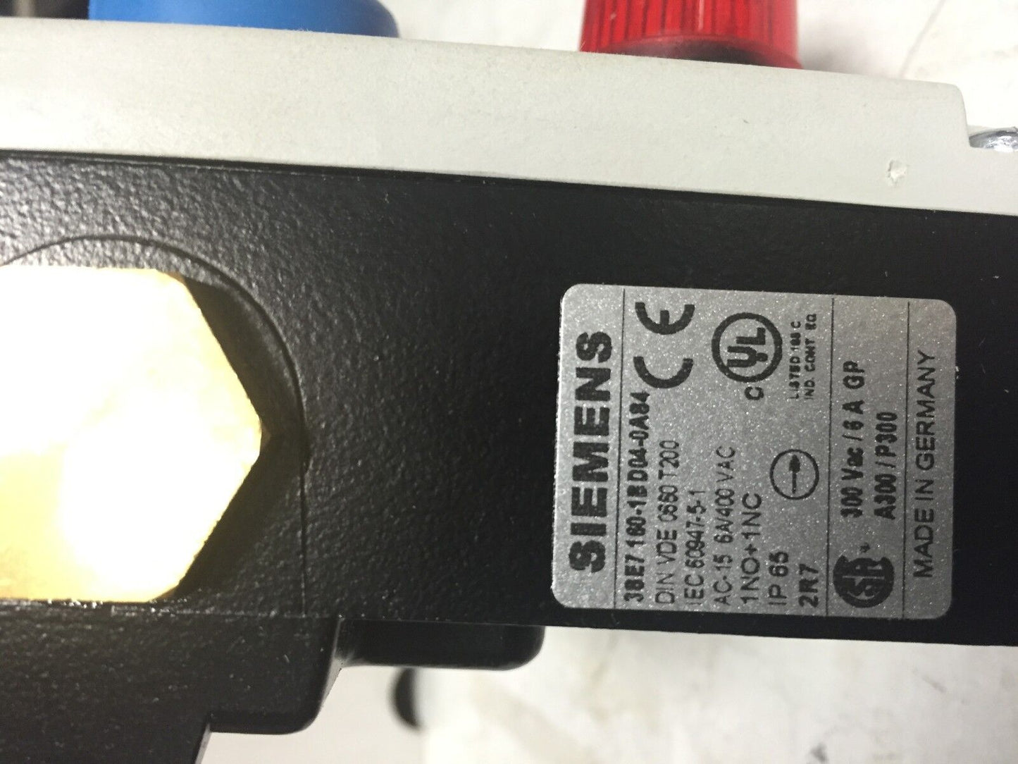 New Siemens 3Se7 160-1Bd04-0As4 Limit Switch 3Se71601ae000as5,Ak