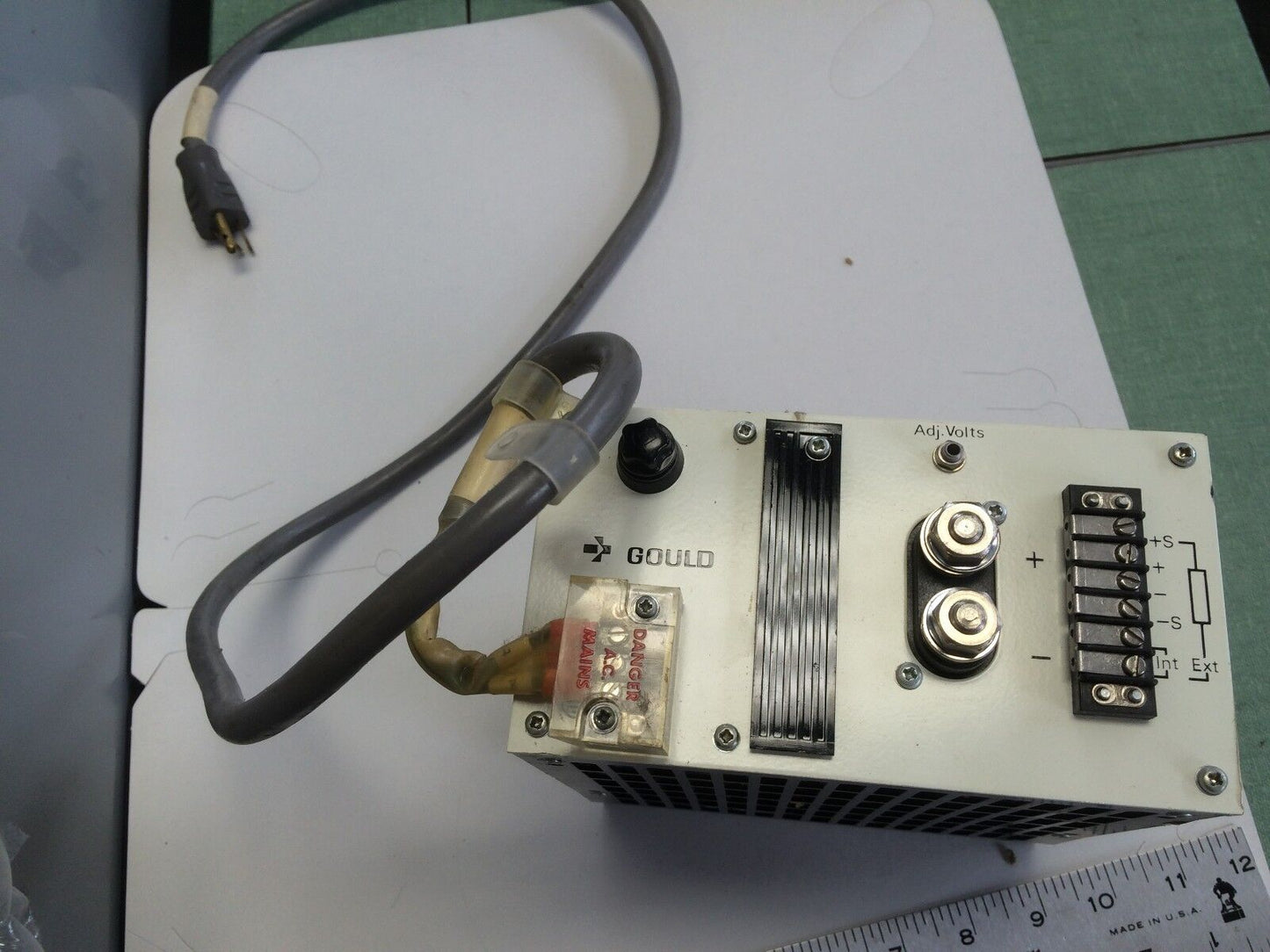 Modicon Power Supply 120Vac Gould Mg 5-40A,Bt