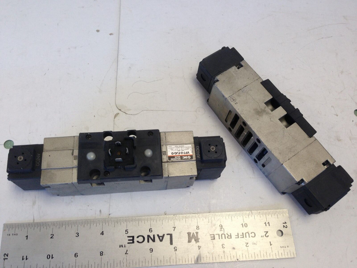Smc Vp7-8-Fjg-D Pneumatic Solenoid Valve, 24 Vdc Dc24v,Fl
