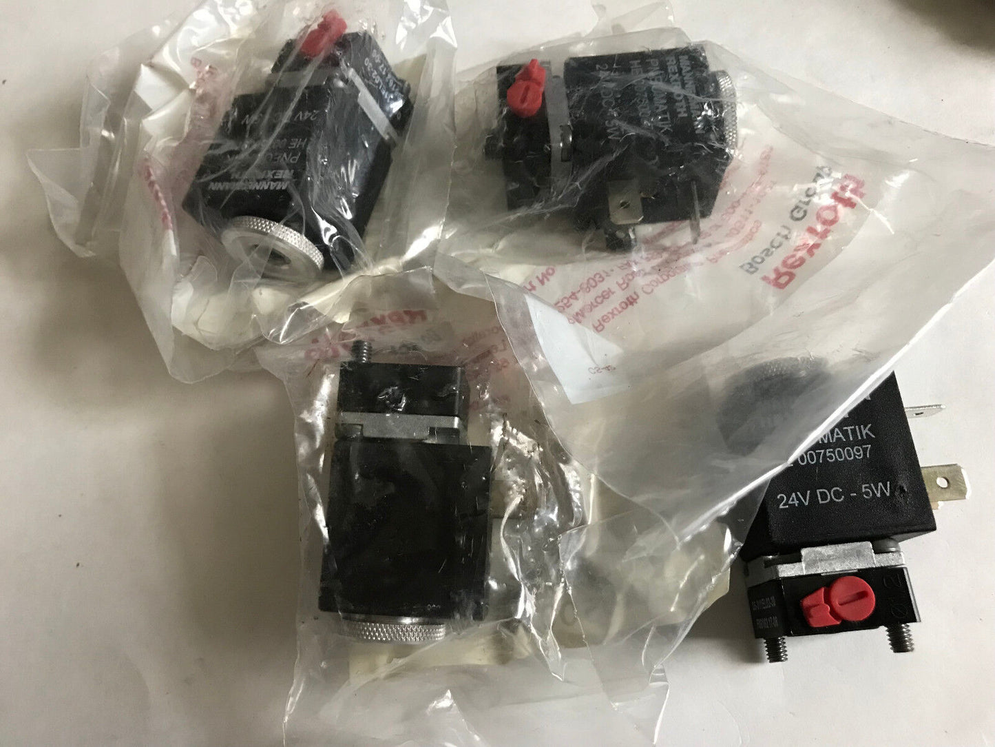 New Rexroth He00750097 Bosch Pneumatic Solenoid Pilot Valve 24Vdc-5W,Sh