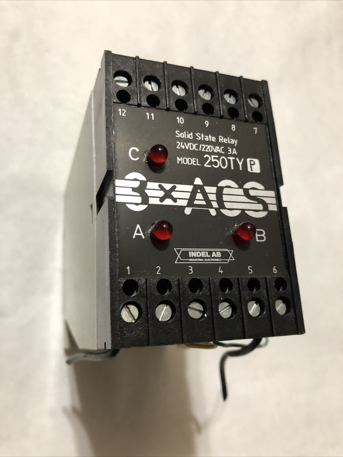 Indel Ab 3X Acs,250Ty P Solid State Relay 24Vdc / 220Vac 3A,Dj