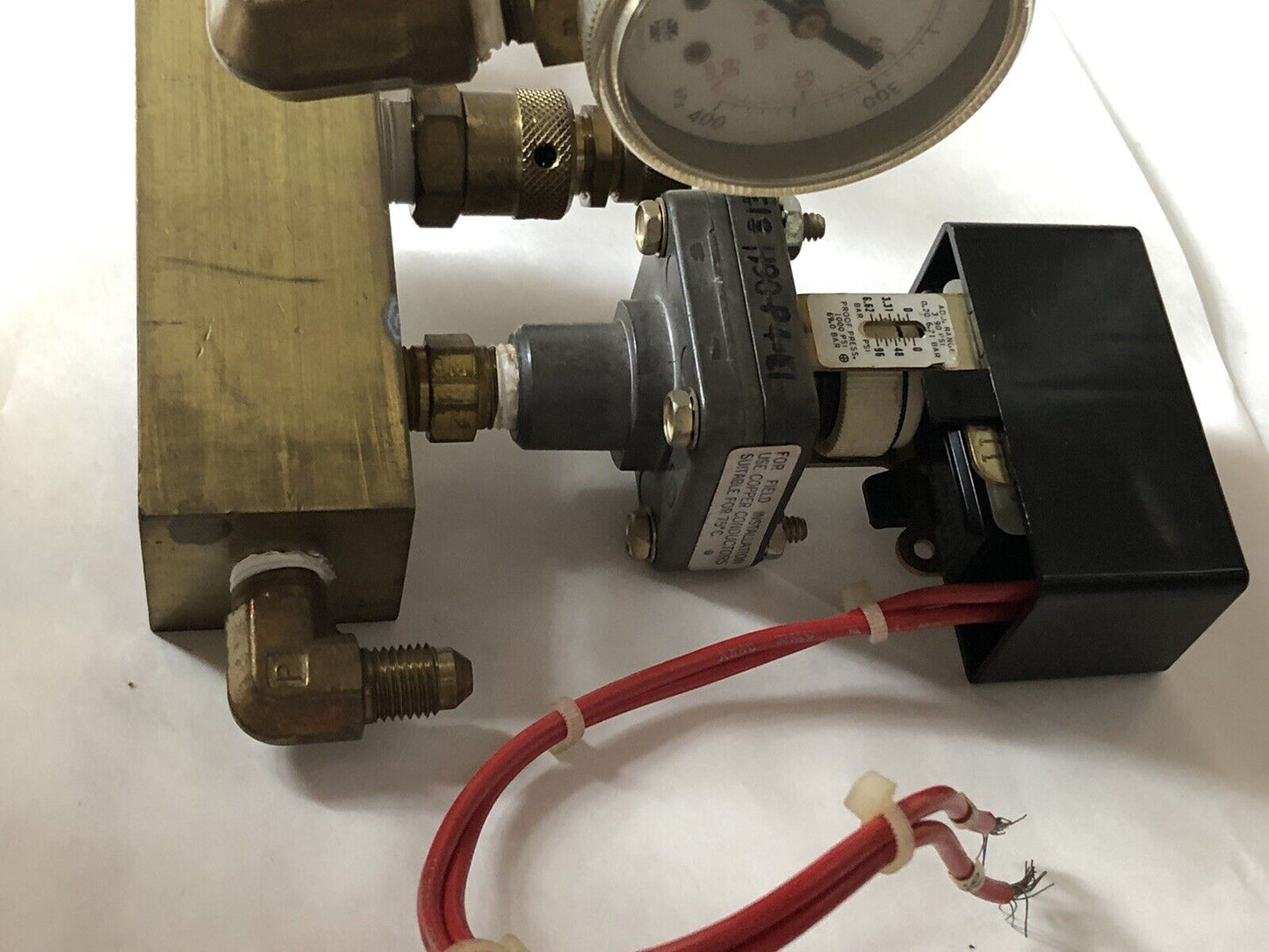 New Harris 47-50 Cr Acetelene Gas Regulator Pressure Assembly 481-0012 A,Dk