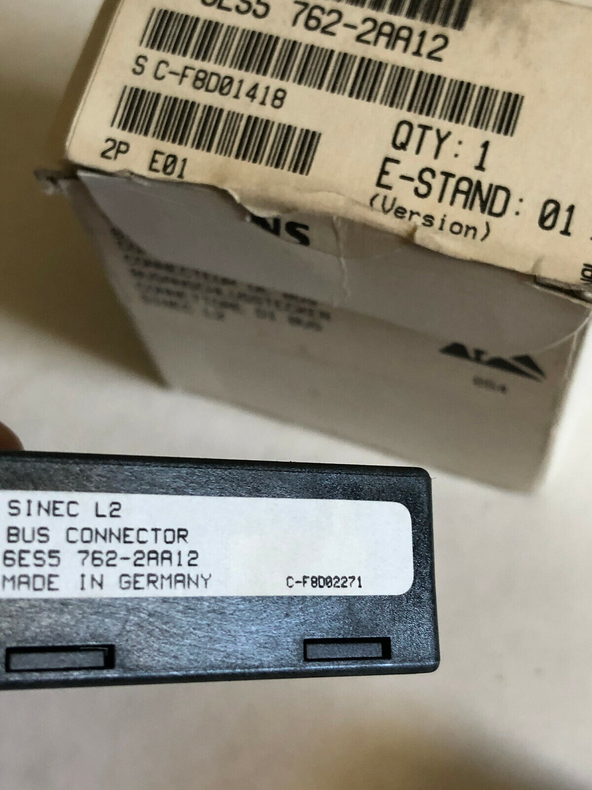 New Lot 2 Siemens 6Es5 762-2Aa12 Bus Connector Sinec L2 ,Ex