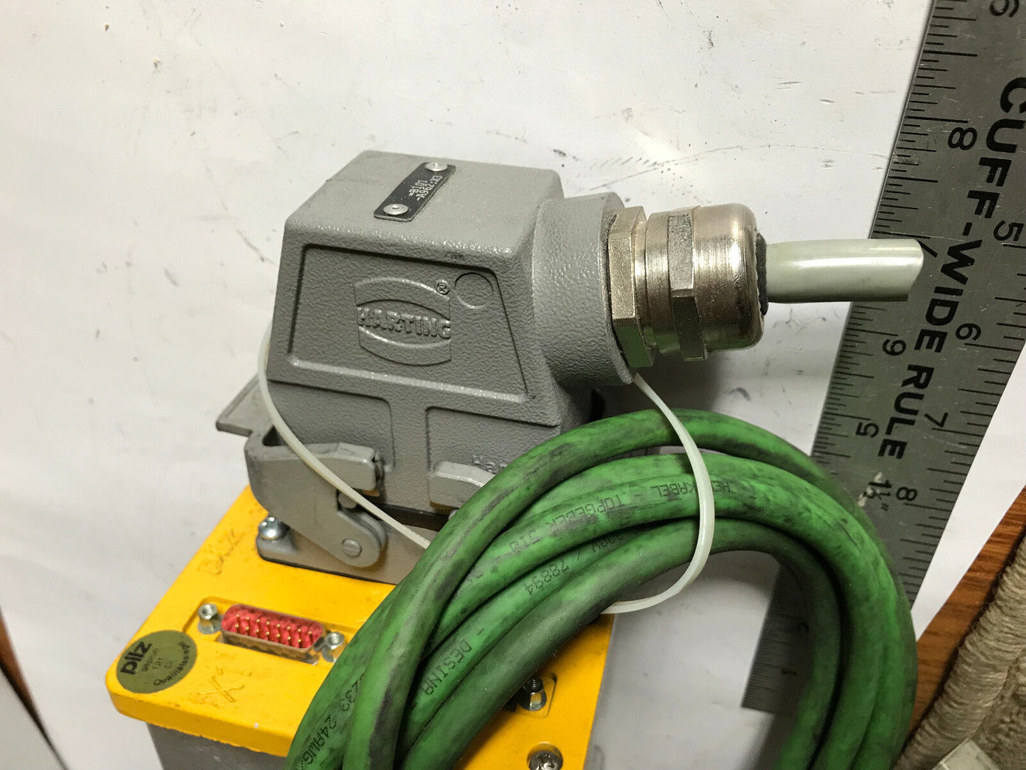 Pilz Pdzk Wdp3-01 1000/20 24Vdc Harting Pdzk Wdp3-01 Safety Relay,Em