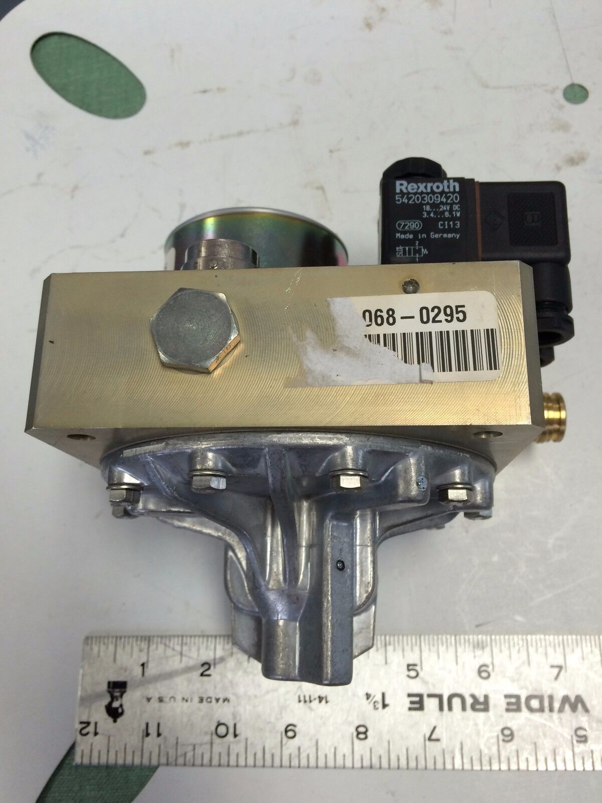 New Rexroth 5460041100 Bosch 546 004 110 0,09W38,5420309420 Valve,Bp