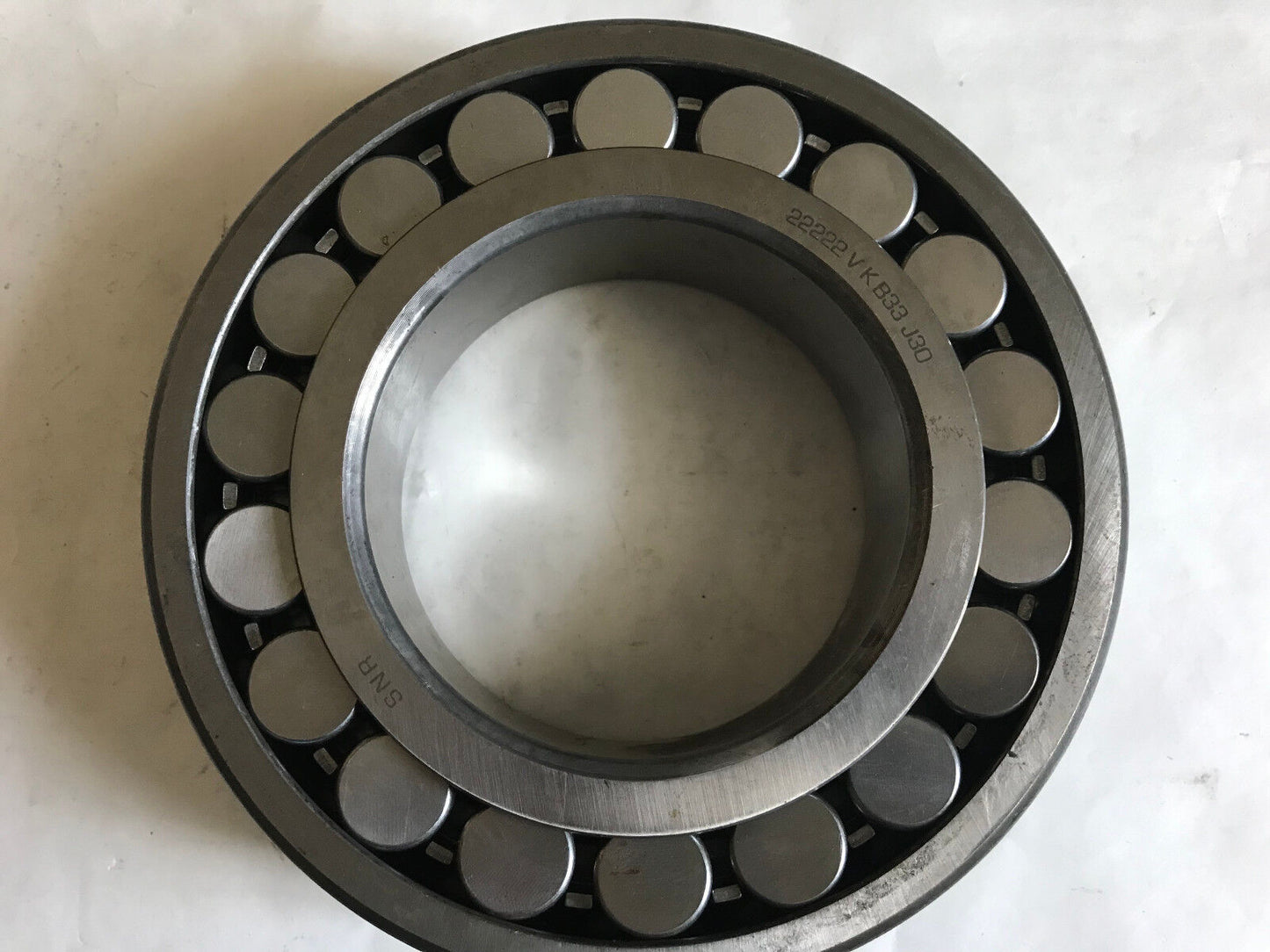 New Snr 22222 V K B33 J30 Roller Bearing 4-5/16"X7-11/16"X2",22222 V K B33 ,Sr