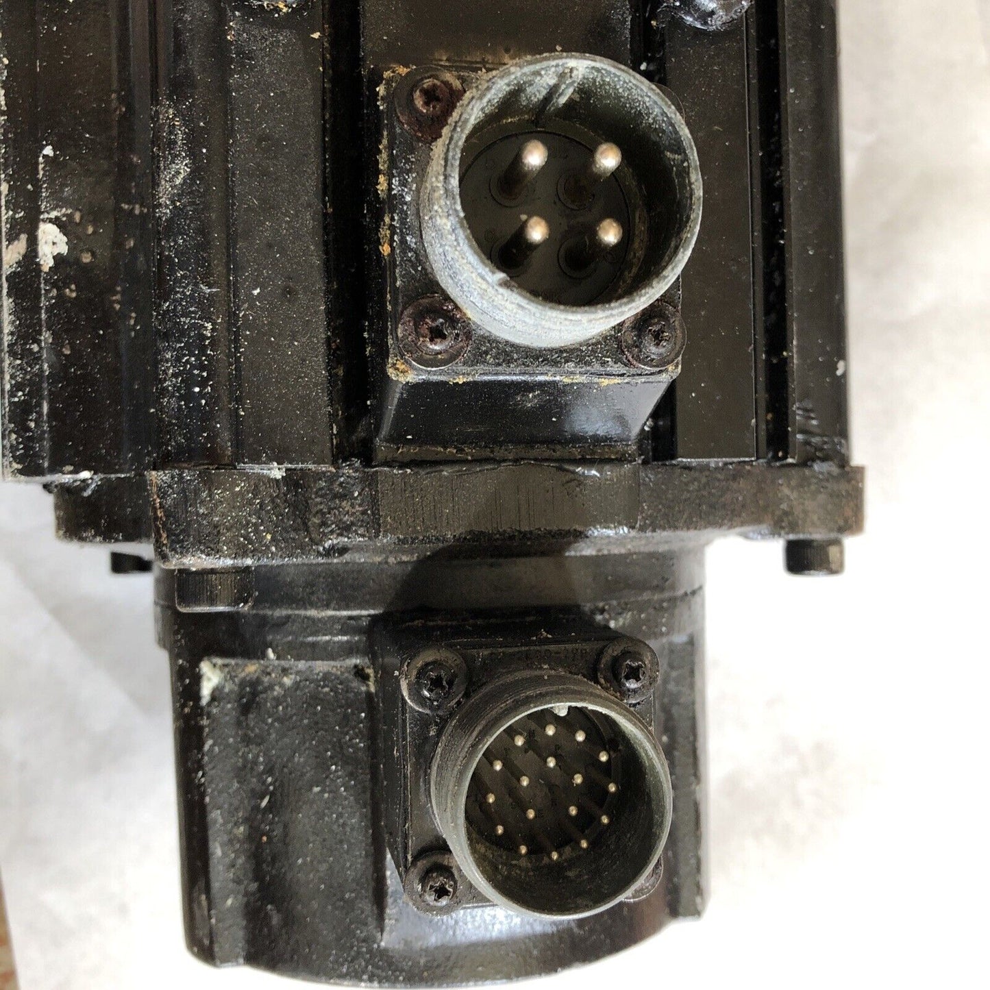 Sanyo Denki 61Bm120bxat0 Ac Servo Motor,1.3Kw,8.5A,Ac 200V,61Bm120 Bxat 0,Bi