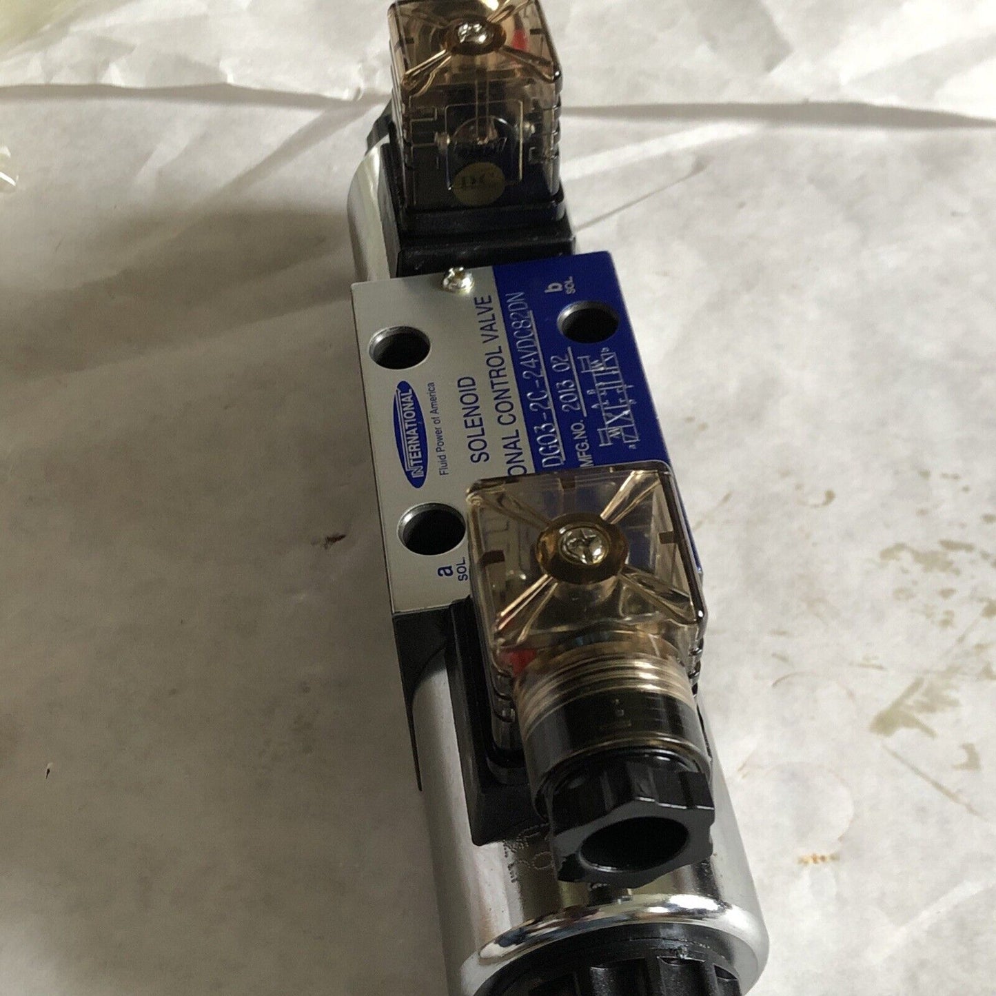 International Dg03-2C-24Vdc82dn, Dg032c24vdc82dn Solenoid Directional Valve,Ap