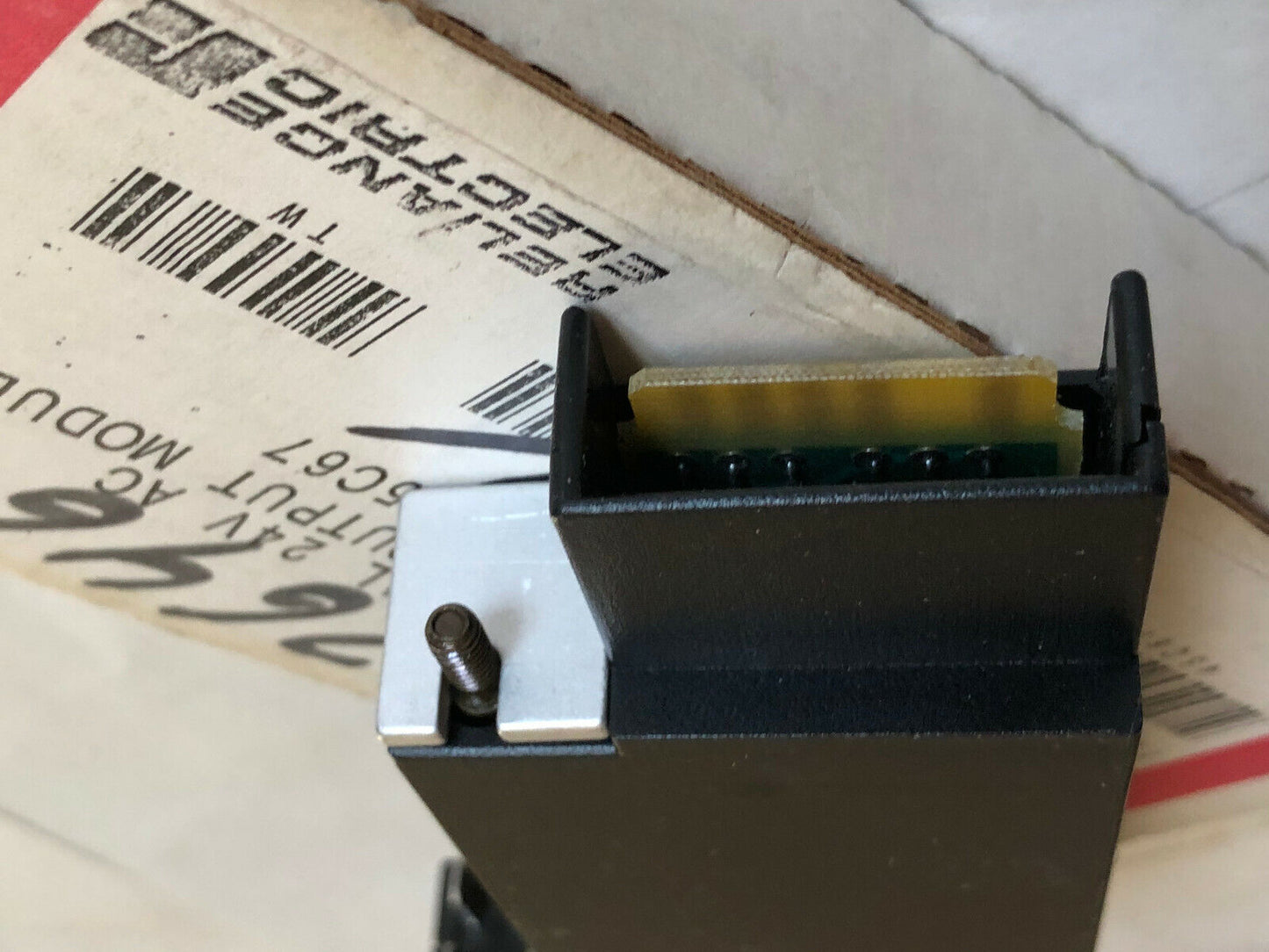 New Reliance Electric 45C67 Dual 24V 2A Output Module, Automate 45C67,Tl