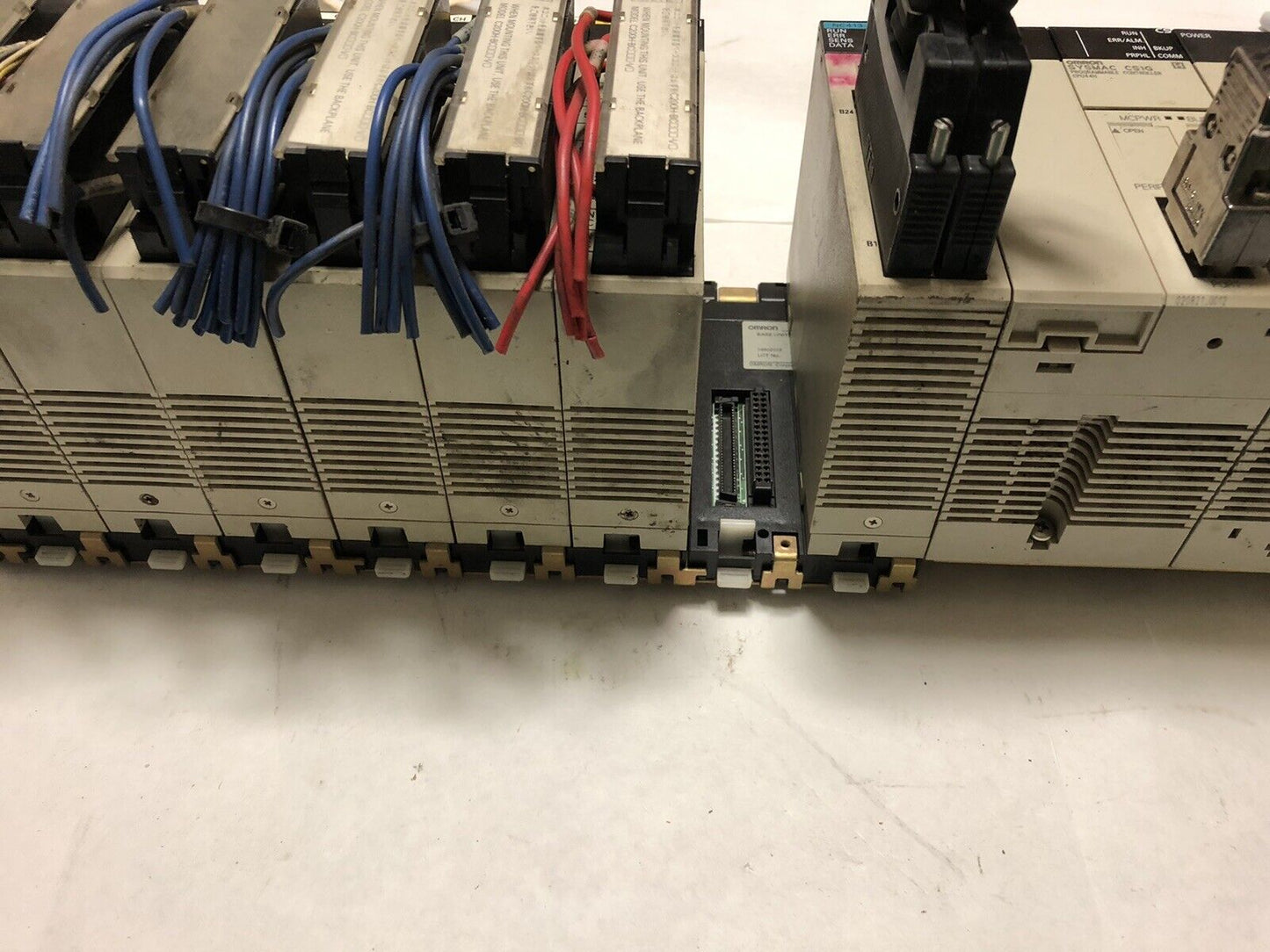 Omron Sysmac Cs1g,Cpu44h Plc Rack Pa204s I/O Power Supply,Nc413,Oc225,Id212,Ey