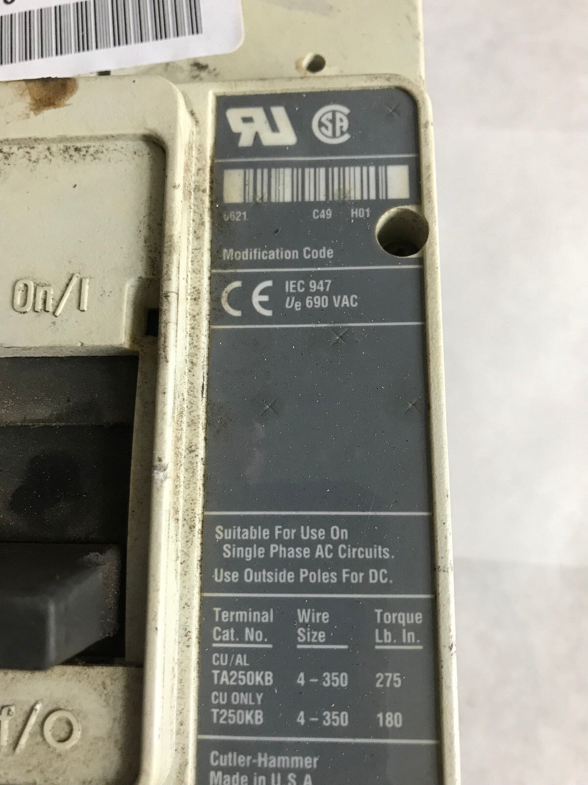 Lot 2 Cutler Hammer Hmcp250l5cm01s10 Circuit Breakers,250A,3Pole,600 Vac/25,Ta