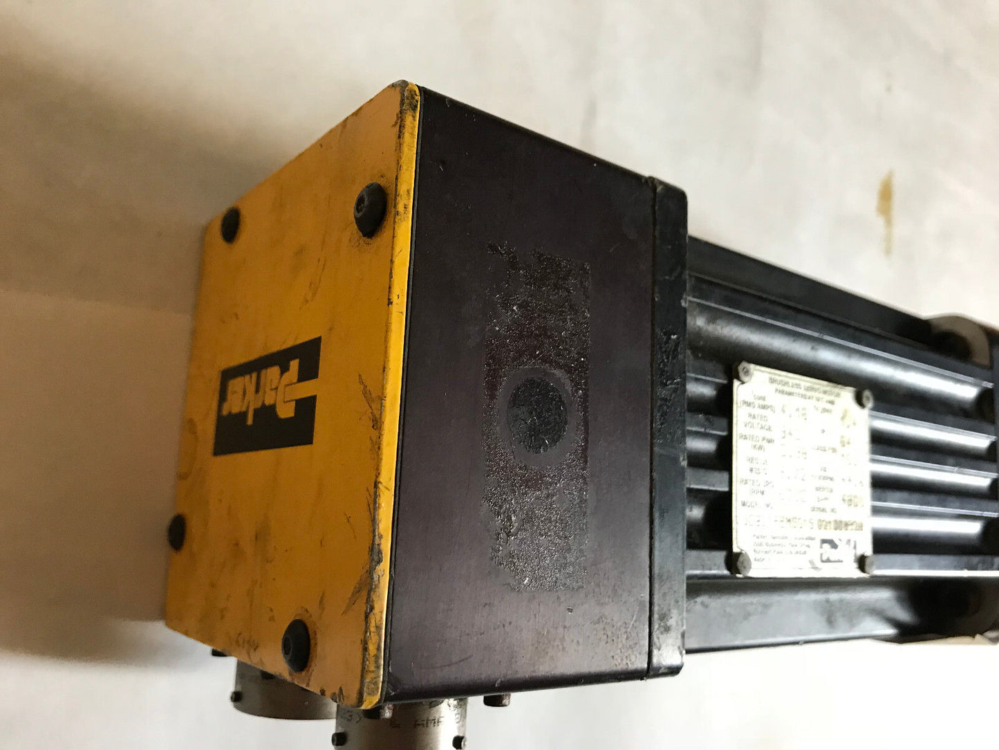Parker J0921femsg15 021008329 Servo Motor,J0921femsg15,4.16 Amps,340 V,1.4 Tc,Ac