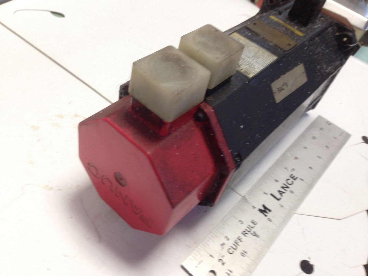 Ge Fanuc A06b-0128-B677#F208,6/3000,Ac Servo Motor,3Ph,114V,Rpm 3000,Td