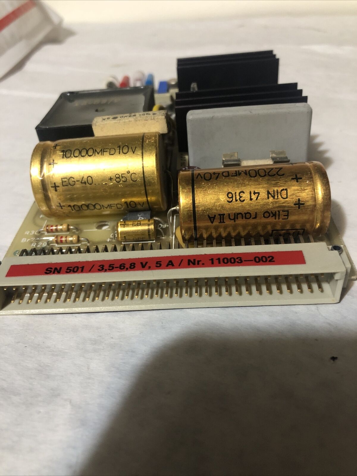 Indel 11003-002, 3,5-6,8 V, 5A Supply Schroff 21060-023/06,Bl