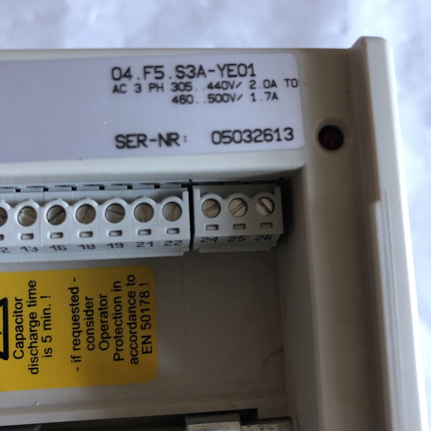 Kebco 04.F5.S3a-Ye01 Drive Inverter 300-500V 1.2-2.0Amp 50/60Hz 3Ph,Dd