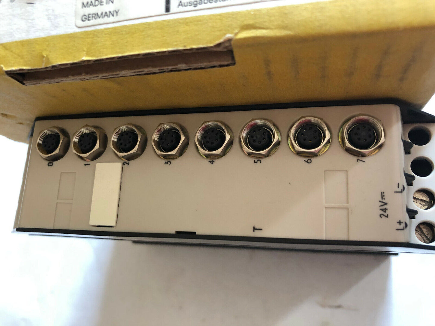 New Siemens 6Es5-381-7Aa11 Simatic S5-110 Timer/Counter 6Es5 381-7Aa11,En
