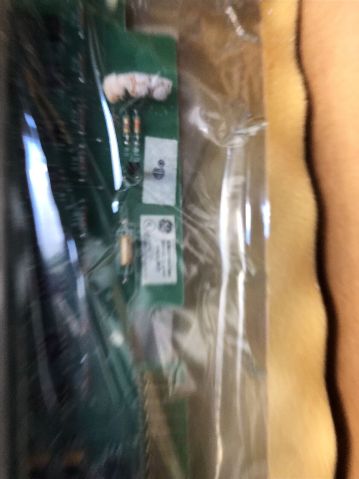 New Ge Fanuc Ic600yb908b 24Vdc 2Amp Ge Fanuc 44A717666-002 , 44A717529-G02,Fm