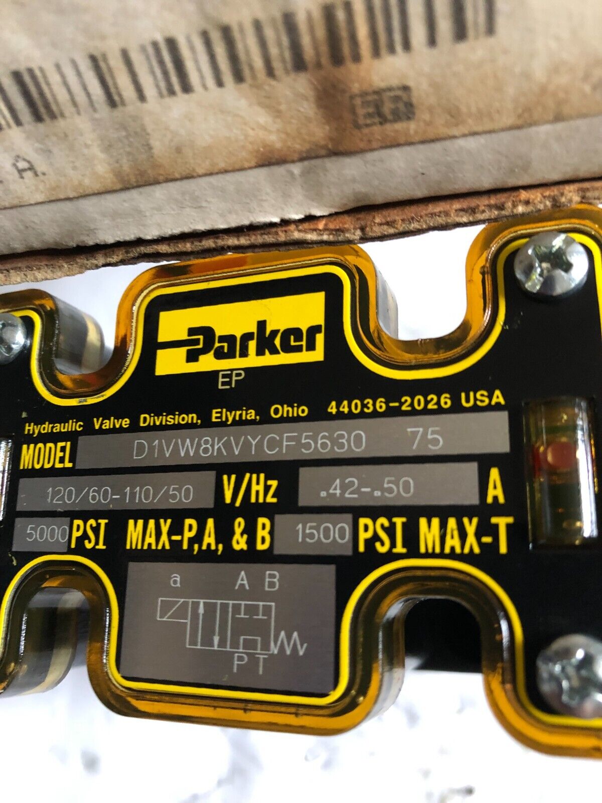 New Parker Hannifin D1vw8kvycf5630 75 Directional Control Valve,Bt