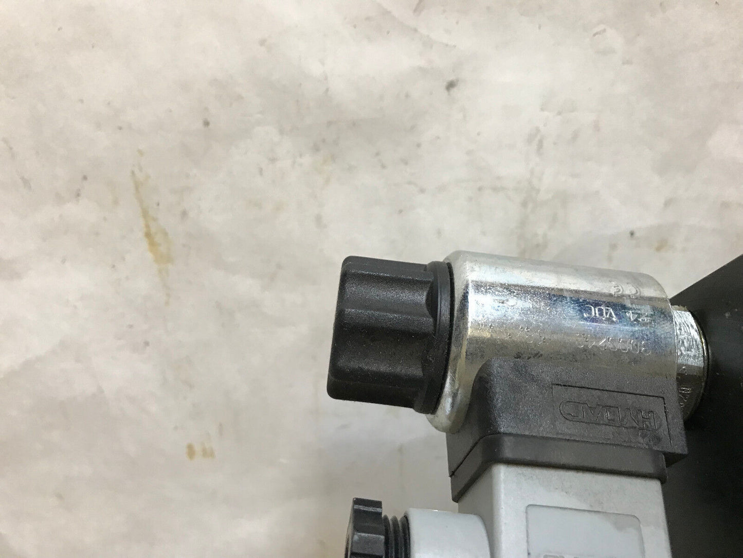 New Hydac Saf20e16y1-T330a Hydraulic Accumulatr Safety Valve,Db12120a-011,Ah