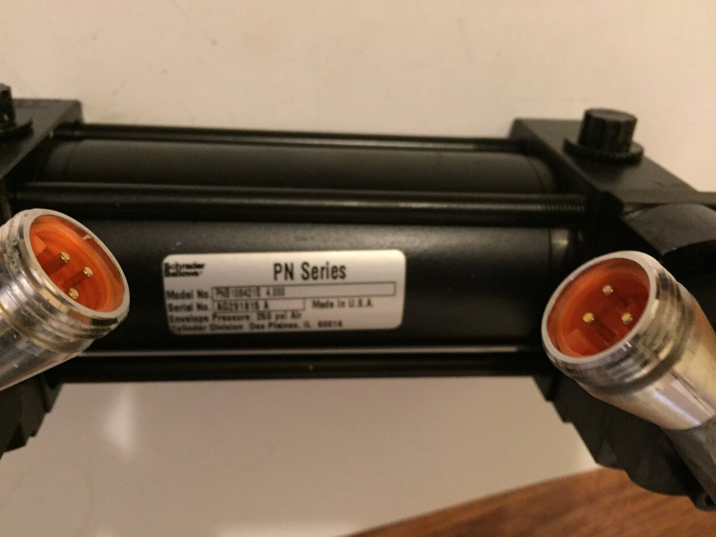 New Schrader Bellows Pnb108421s 4.000 Cylinder,Parker,Pepperl+Fuchs,906642,Tj