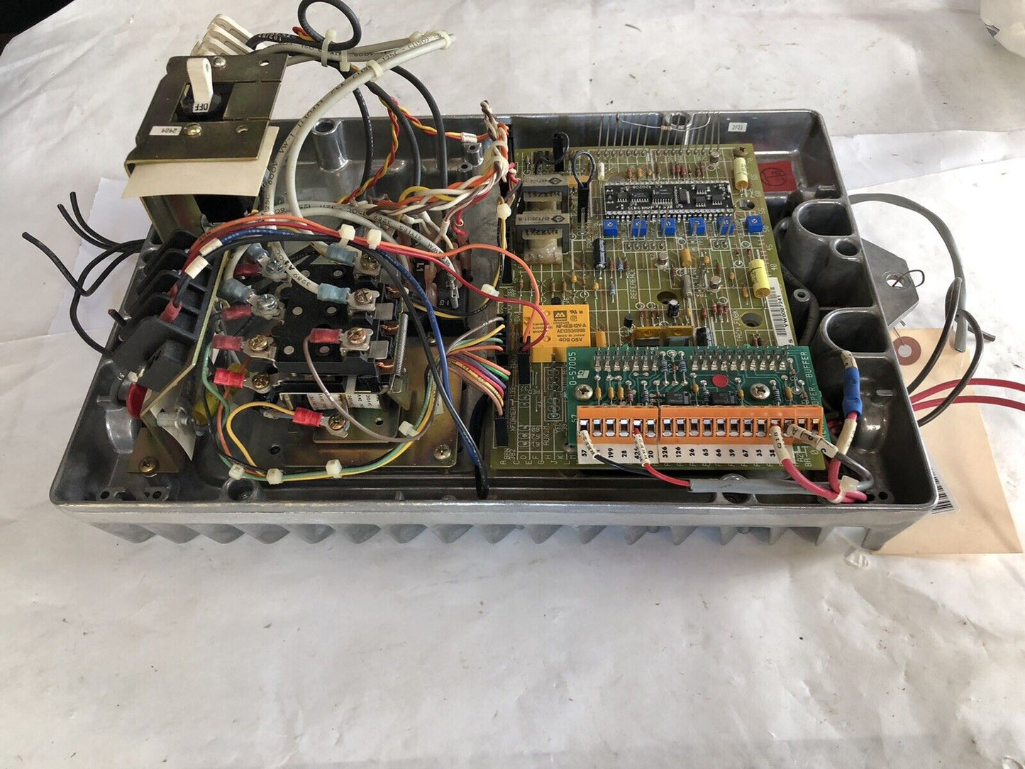 Reliance Electric 14C21 Minpak Plus Drive,0-57005,180Vdc,7.5A,1.5-Hp,Dk