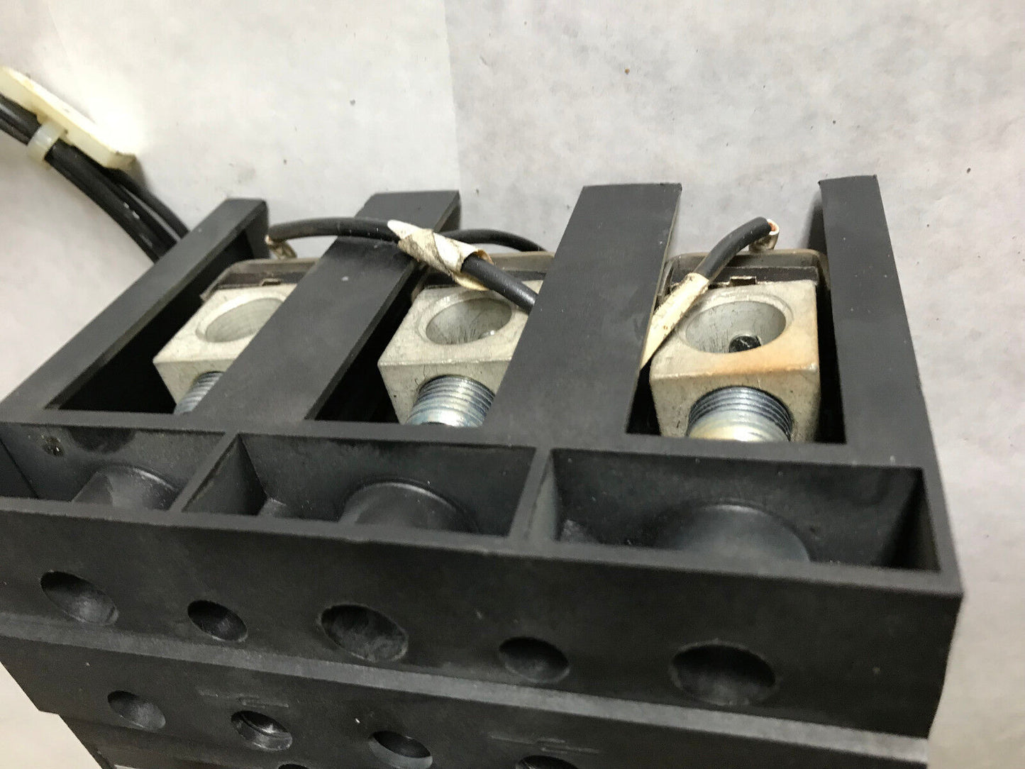 Abb Sp-9954 Circuit Breaker,400 A,3-Pole,600 Vac/250 Vdc,Abb Js,Cu7al 75C,Ta,Aa