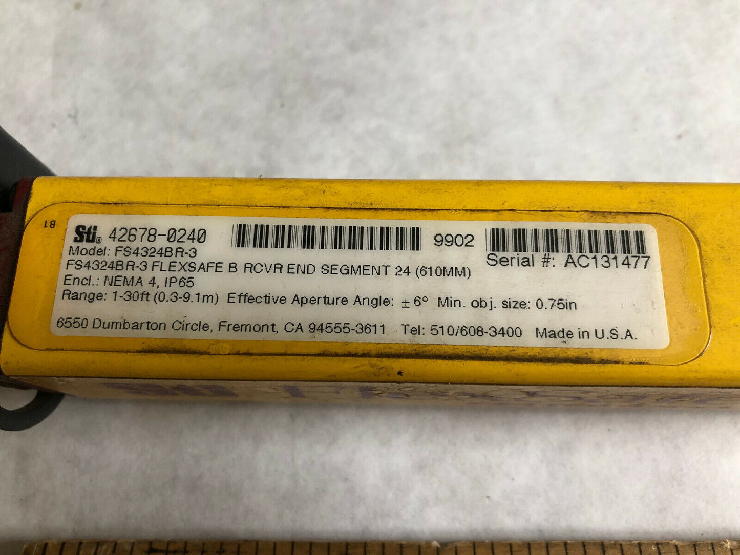 New Sti Fs4324br-3 Flexsafe 42678-0240 Light Curtain Receiver,1-30 Foot-Range,En