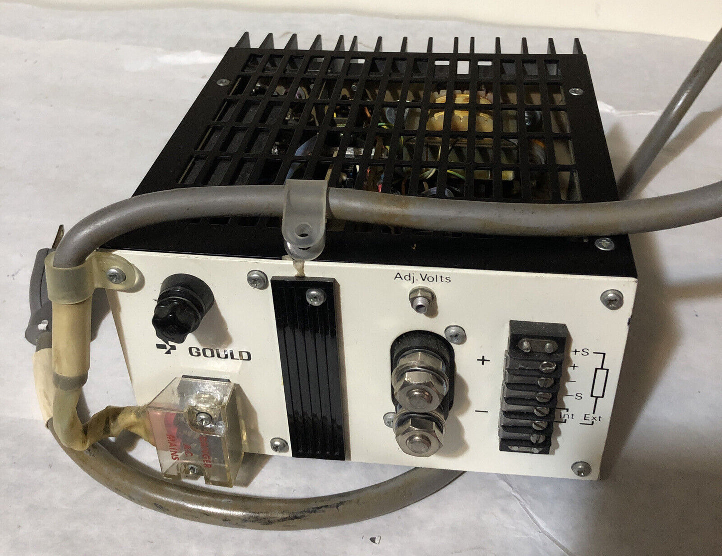 Modicon Power Supply 120Vac Gould Mg 5-40A,Bt