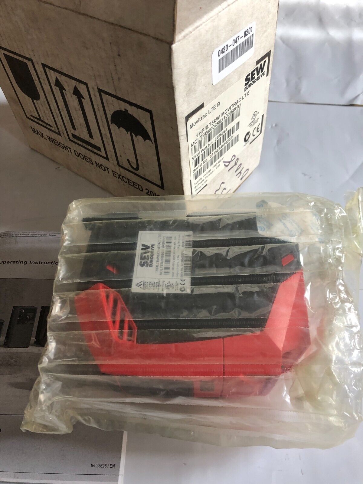 New Sew Eurodrive Mclteb0008503100 (60Hz),1 Hp/0.75Kw Movitrac Lte B,Sd
