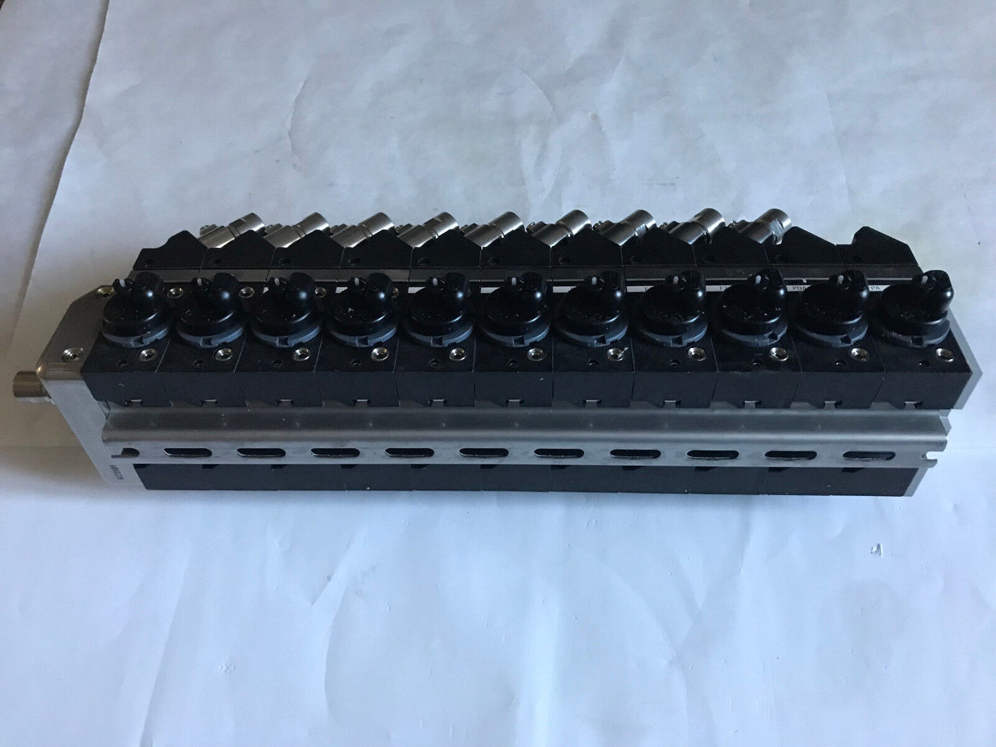 Murr Wp528b-G Pneumatic Valve Manifold Wp528bg,M01130135,K1755 0627 Ecomcc3,Sd