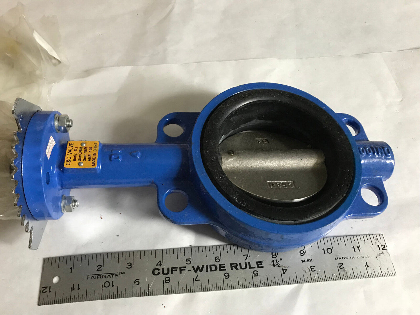 New C&C Valve Cf8m 5" Butterfly Valve, Body D.I, Ansi 150, Seat Nbr,Ad
