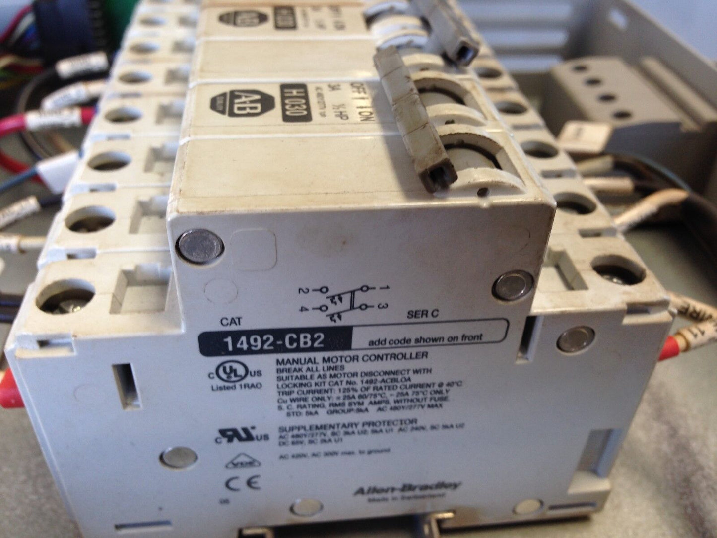 Allen Bradley 2094-Bl02,2094 Line Interface Module, 3-Phase, 460 V, 30 A,Tl