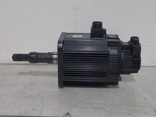 Yaskawa Sgmgh-44A2a-Yr14,Utsae-B17bb Ac Servo Motor,200V,4400W,1500,Ex