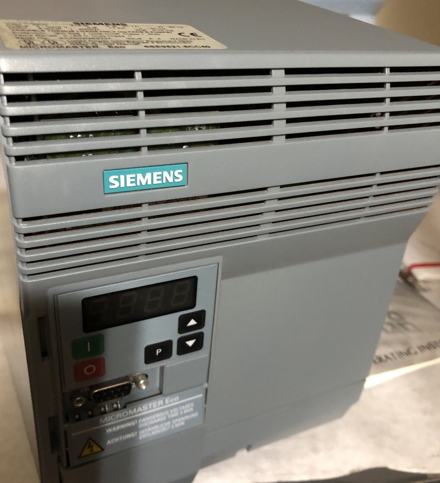 New Siemens 6Se9521-8Cc40,Dr Ac 6Se95 230V 3Ph 5Hp 15.2A,6Se9-521-8Cc40,Fc