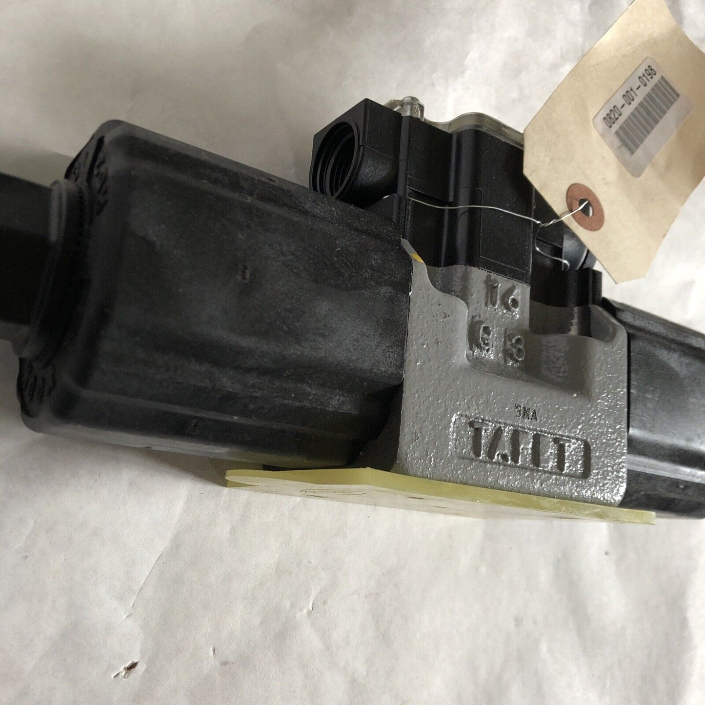 New Toyooki Hd3-3W-Bna-03B-Wyd2 Solenoid Directional Control Valve,Tapbt 16,Ap