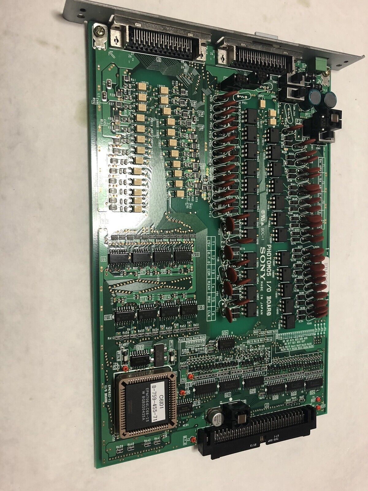 Sony Sdc-1 Photomos I/O Board,Dc24vin 24 Vdc,Eba0063,Epm7032-15,Ey