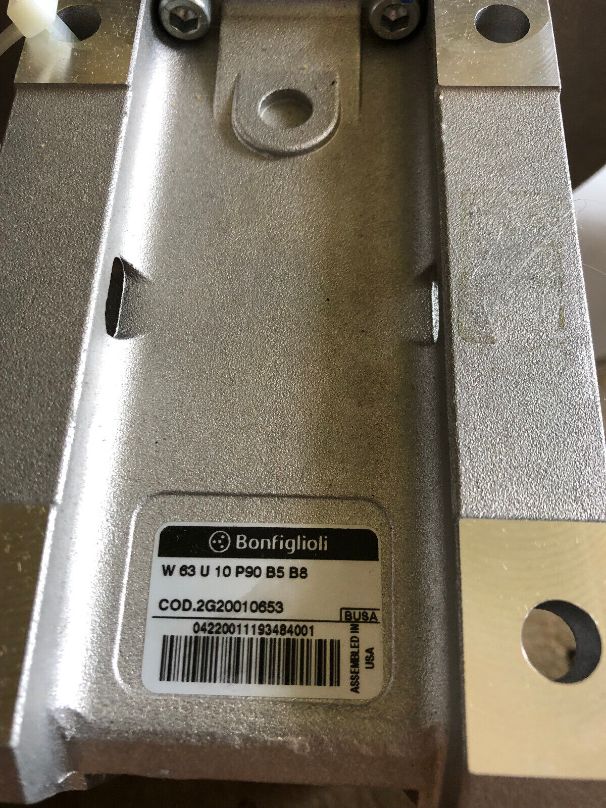 New Bonfiglioli W63u10p90b5b8 Gear Box,W 63 U 10 P90 B5 B8,Cod.2G20010653,Am