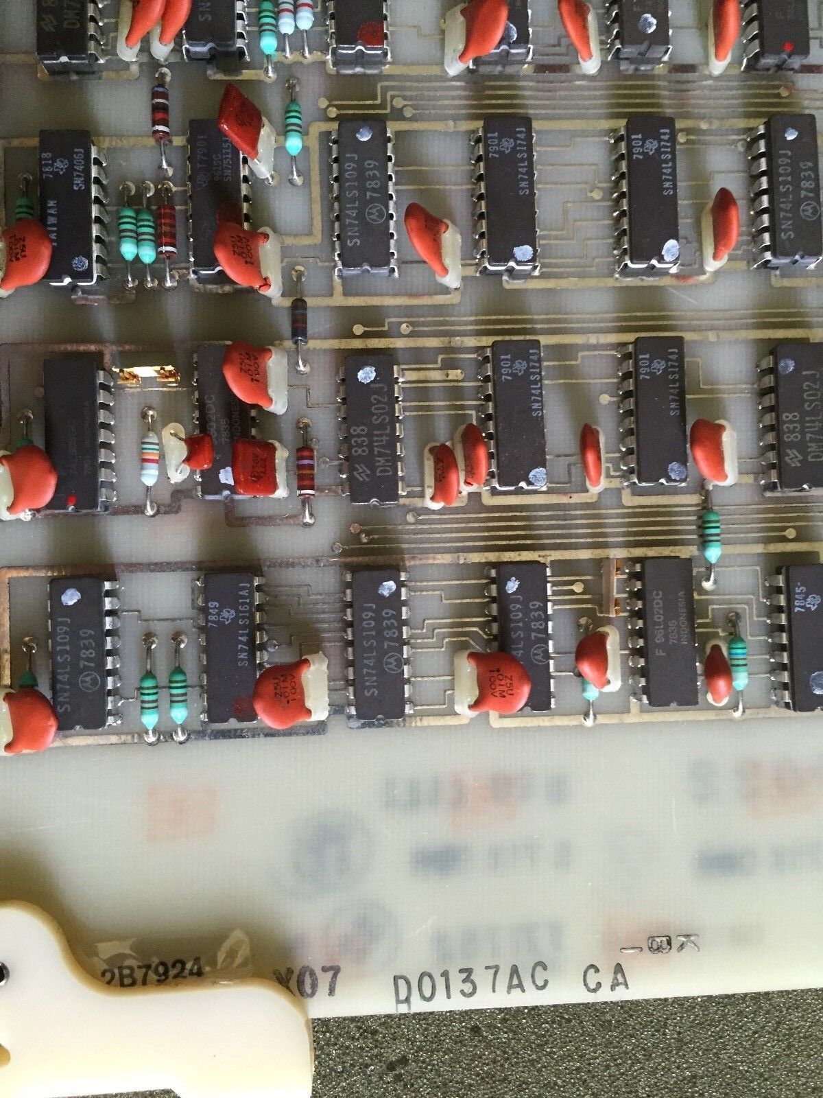 Foxboro D0137ac,D0137cc-B,T71752 Interface Board Crt 1 And 2 Vkf,Db