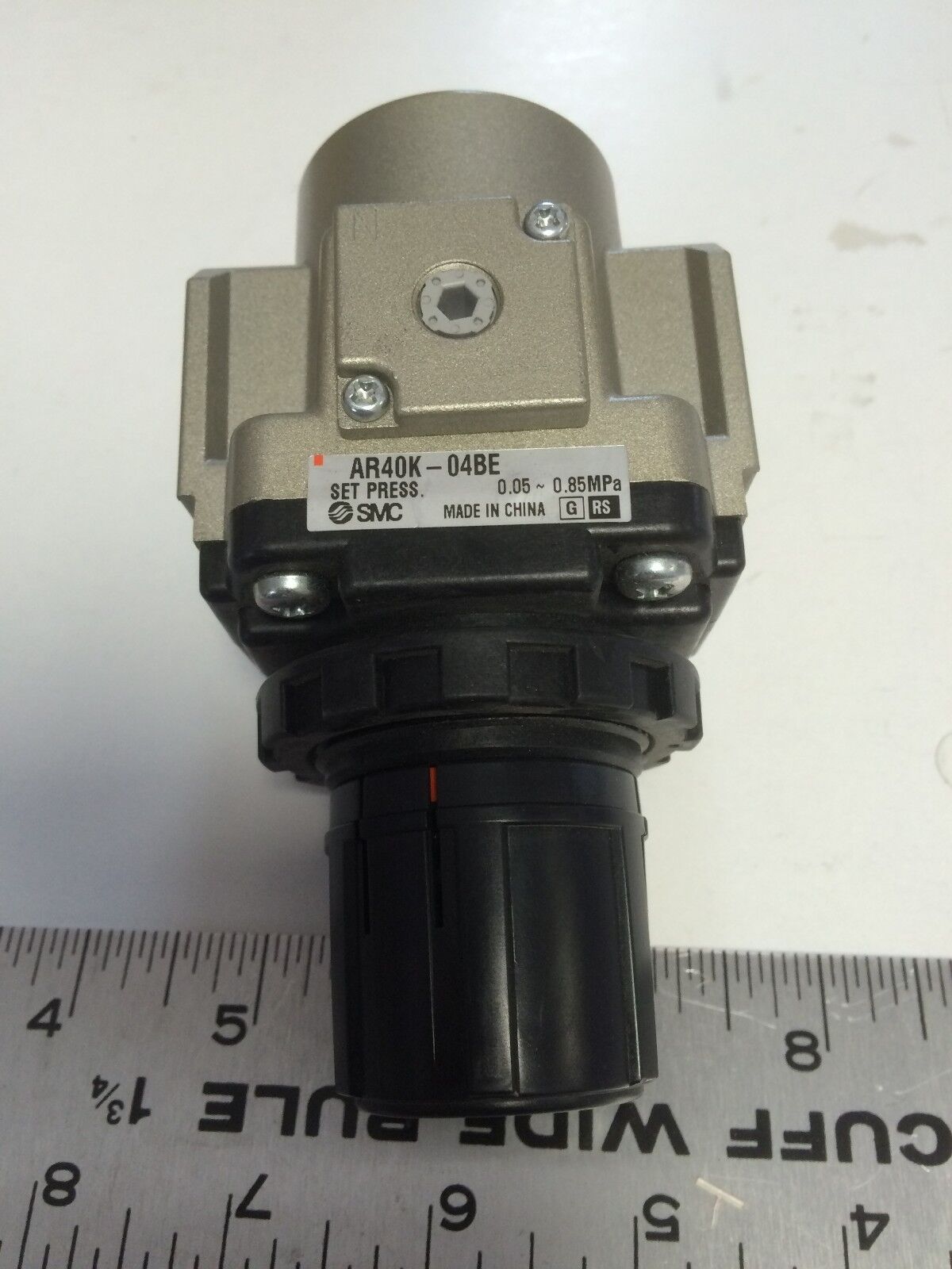 New 1/2” Npt Smc Ar40k-04Be Pneumatic Regulator,Br