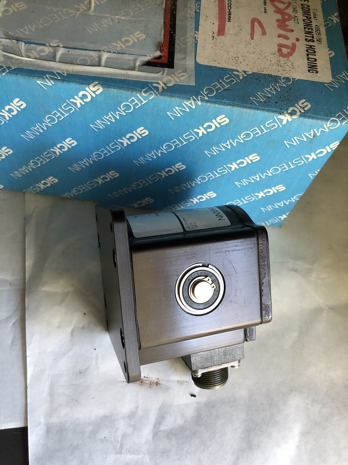 New Sick Stegmann Hd32-2-5E-0010 Rotary Encoder, 3/8" Shaft 6-111514-0010,Tc