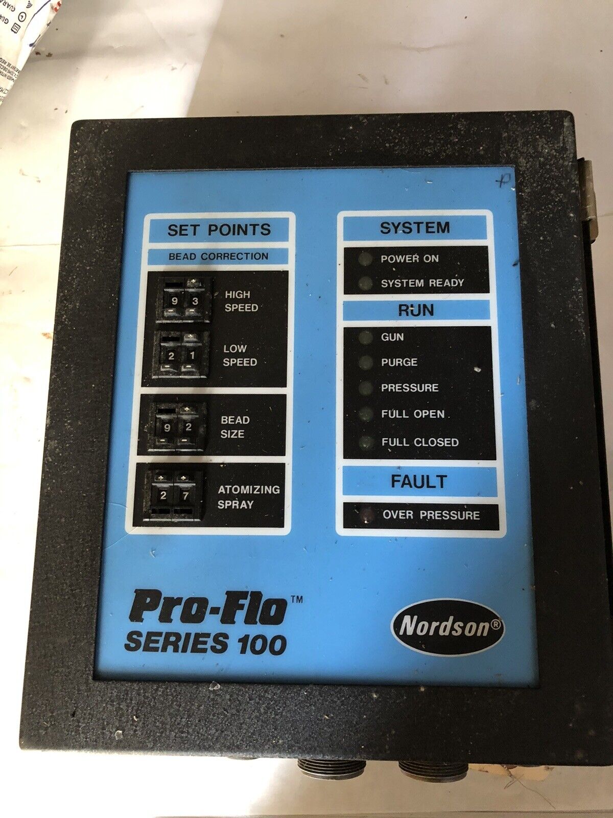 Nordson 324550-D Series 100 Pro-Flo Analog Controller,324550 D,120 Vac,Tj