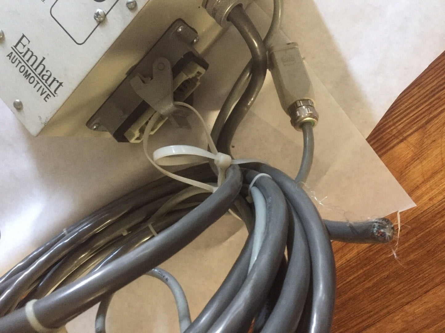 Emhart Automotive S.Q.U.I.D. Iv,Emhart 37236 Controller (Damaged A Switch),Bx