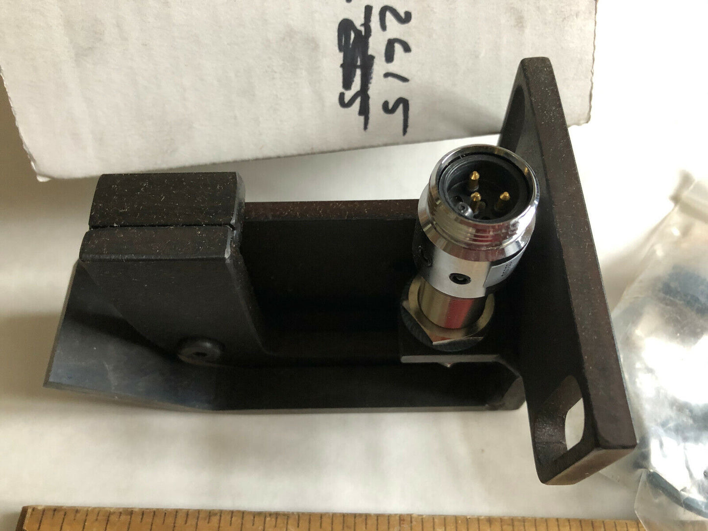New Jbl Systems Dc3gl100-Nc,Turck T4209397,Bi 8-G18-Adz30x2 Lever Gage Sensor,Tk