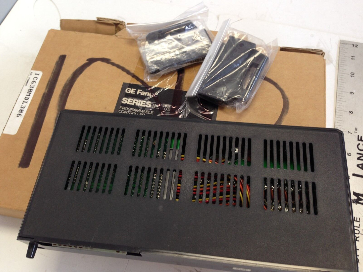 New Ge Fanuc Ic630mdl306a Input Module D Con W/Led 24Vdc 32Point,Sv