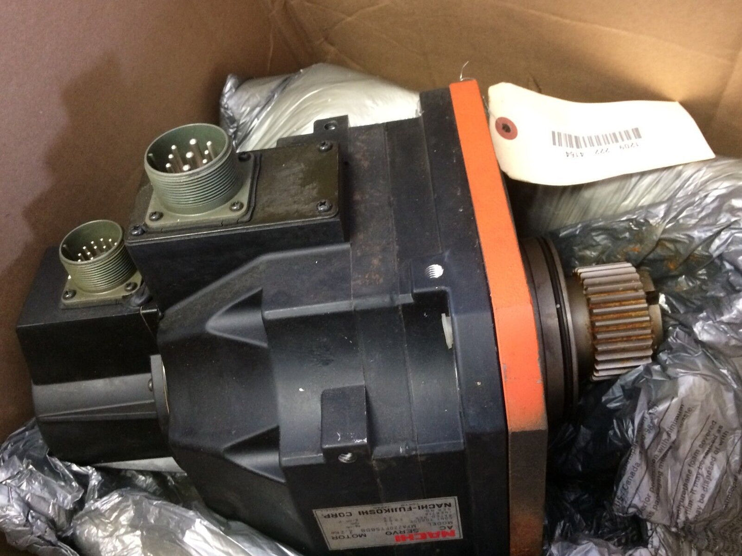 Nachi-Fujikoshi Nachi Mfa220fysbdb Ac Servo Motor, 2.2 Kw, Rpm: 3000,Tb