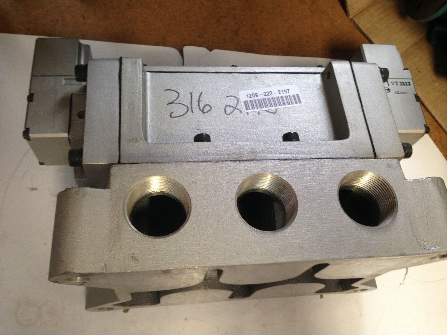 New Smc Vp4270 Pneumatic Double Solenoid Valve Vt3112,Ac110v Coil,Dg